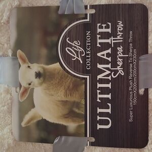 Ultimate Sherpa Throw - Cream